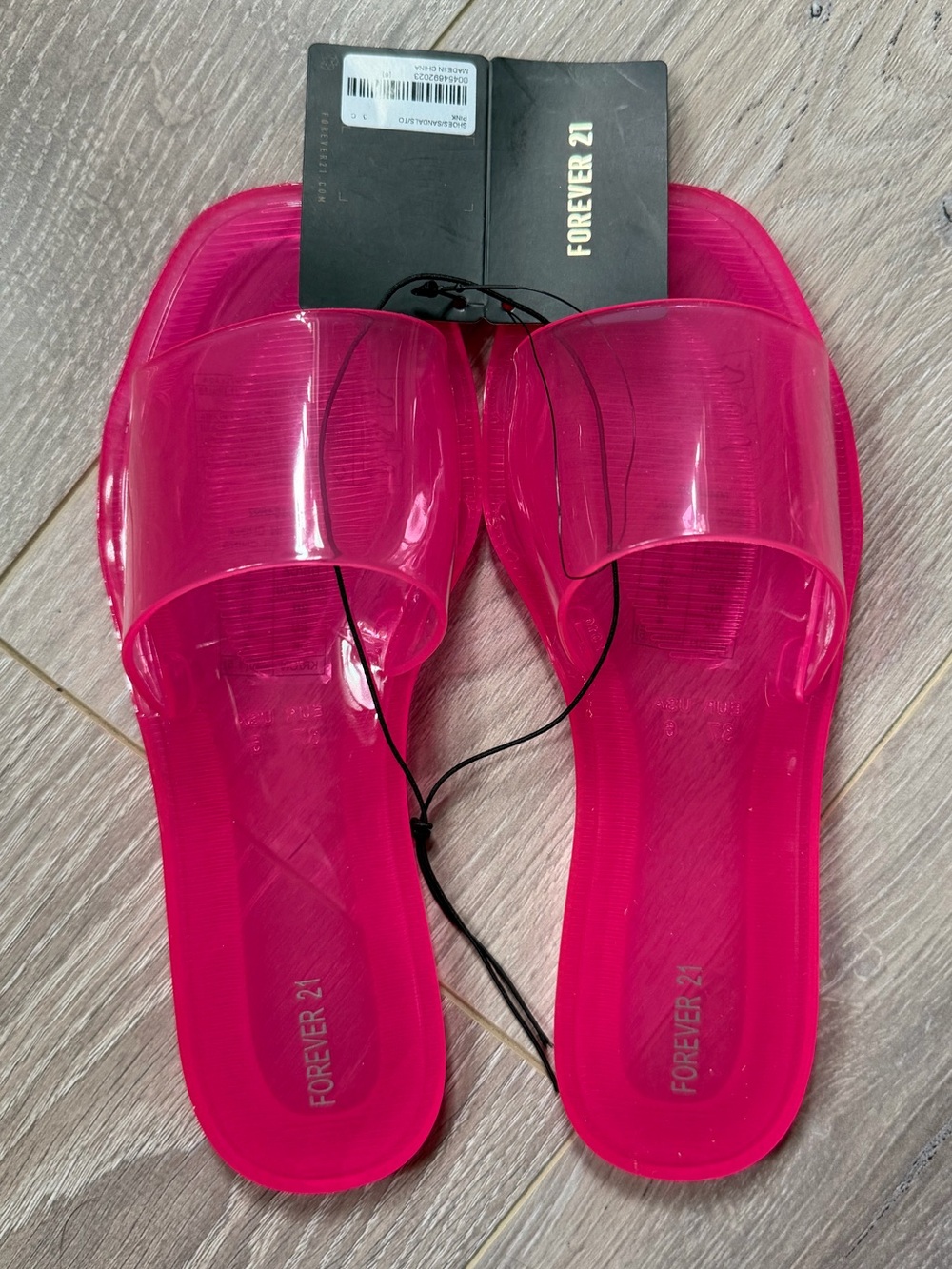 Forever 21 Hot Pink Jelly Slide Sandals women’s size 6 brand new with tags